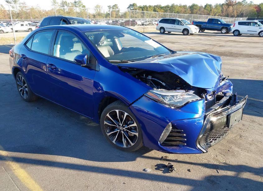 2018 Toyota Corolla XSE (VIN 2T1BURHE1JC027216) main photo