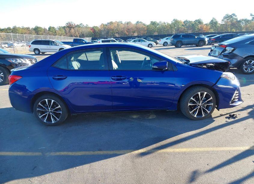 Photo 13 of 2018 Toyota Corolla XSE (VIN 2T1BURHE1JC027216)