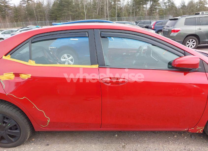 Photo 14 of 2018 Toyota Corolla LE (VIN 2T1BURHE1JC030942)