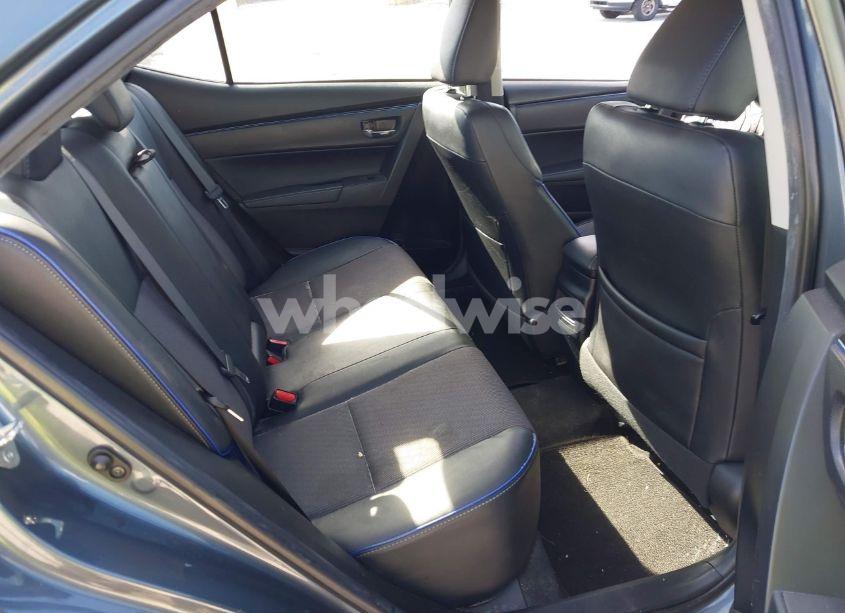 Photo 8 of 2018 Toyota Corolla SE (VIN 2T1BURHE1JC031797)