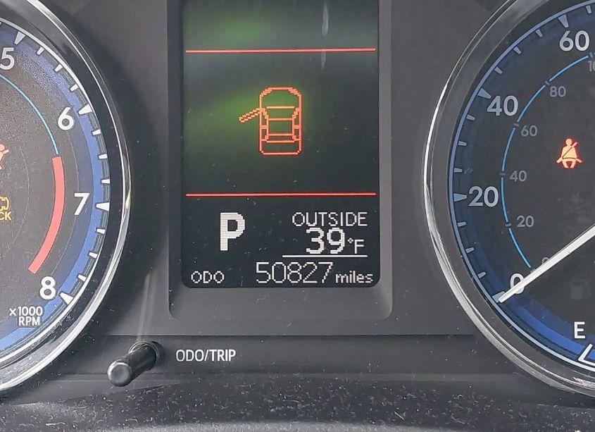 Photo 16 of 2018 Toyota Corolla LE (VIN 2T1BURHE1JC038619)