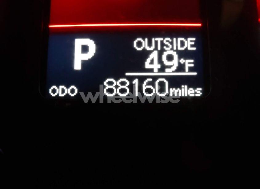 Photo 15 of 2018 Toyota Corolla LE (VIN 2T1BURHE1JC041200)