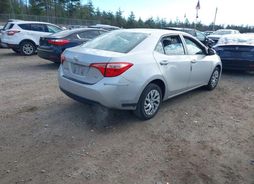 Photo 4 of 2018 Toyota Corolla LE (VIN 2T1BURHE1JC049491)