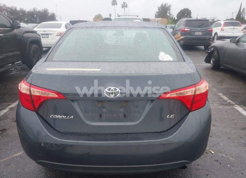 Photo 17 of 2018 Toyota Corolla LE (VIN 2T1BURHE1JC051841)