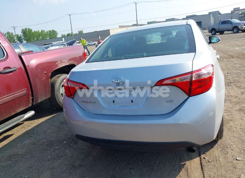 Photo 16 of 2018 Toyota Corolla LE (VIN 2T1BURHE1JC054691)