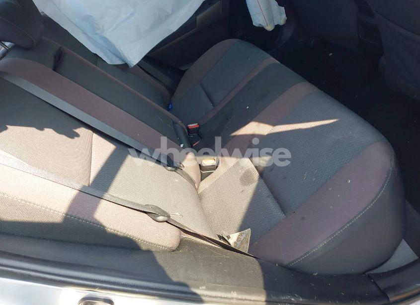 Photo 8 of 2018 Toyota Corolla LE (VIN 2T1BURHE1JC054691)