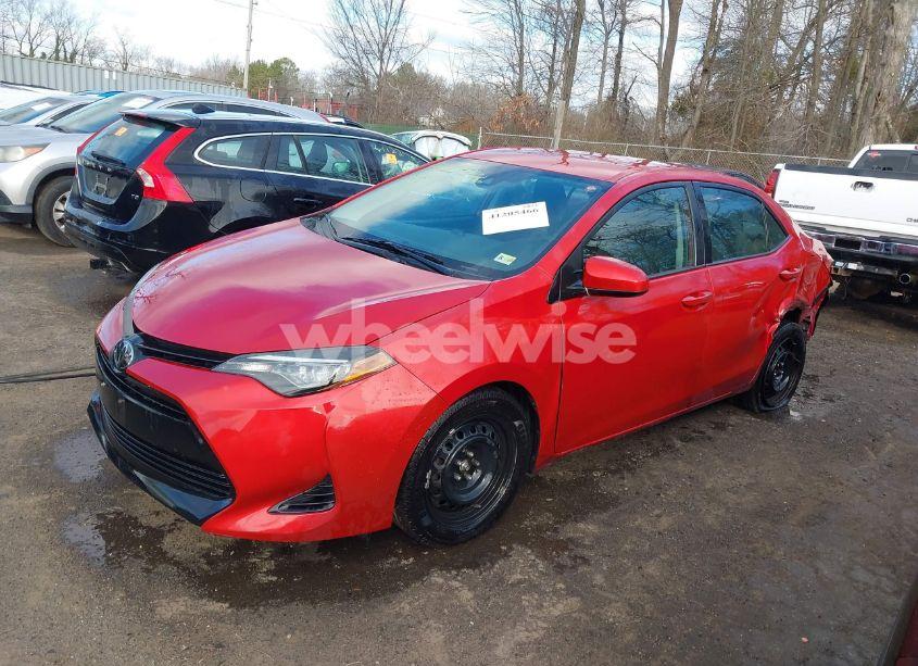 Photo 2 of 2018 Toyota Corolla LE (VIN 2T1BURHE1JC055615)