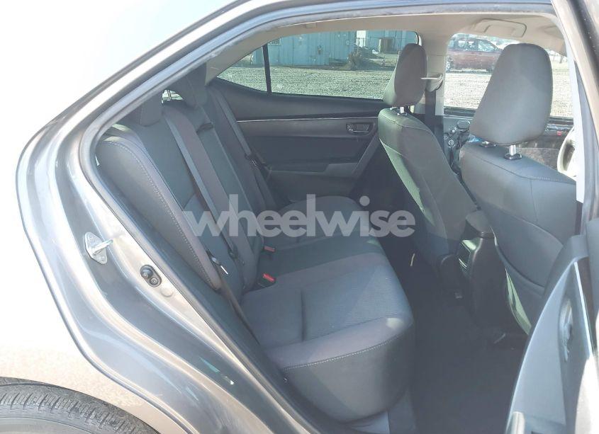 Photo 8 of 2018 Toyota Corolla LE (VIN 2T1BURHE1JC066355)