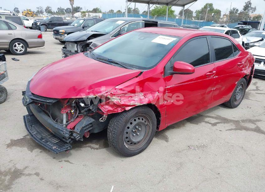 Photo 2 of 2018 Toyota Corolla LE (VIN 2T1BURHE1JC068106)