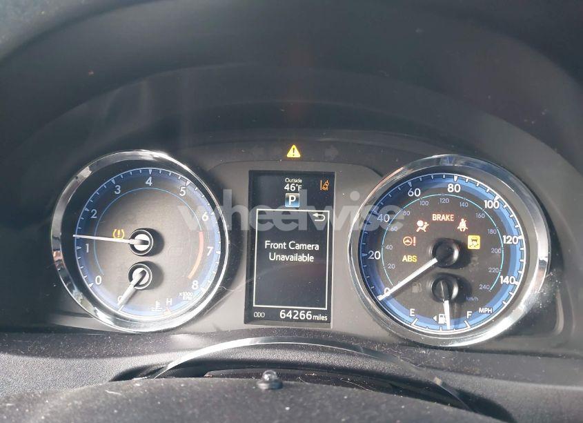 Photo 7 of 2018 Toyota Corolla XSE (VIN 2T1BURHE1JC112301)