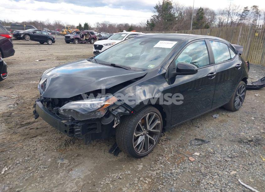 Photo 2 of 2018 Toyota Corolla LE (VIN 2T1BURHE1JC966995)