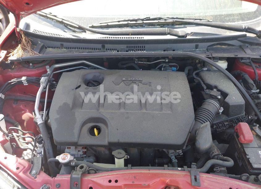 Photo 10 of 2019 Toyota Corolla LE (VIN 2T1BURHE1KC130945)