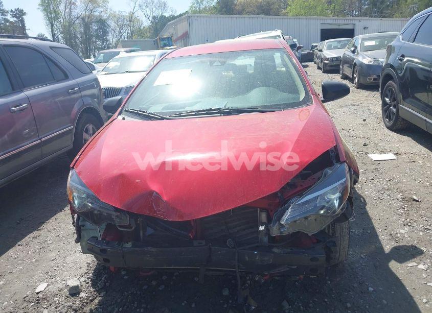 Photo 12 of 2019 Toyota Corolla LE (VIN 2T1BURHE1KC130945)