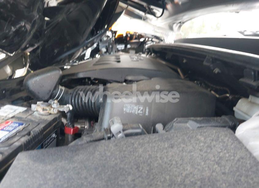 Photo 10 of 2019 Toyota Corolla LE (VIN 2T1BURHE1KC151102)