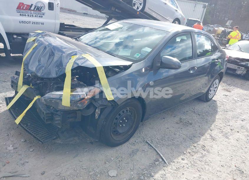 Photo 2 of 2019 Toyota Corolla LE (VIN 2T1BURHE1KC151102)