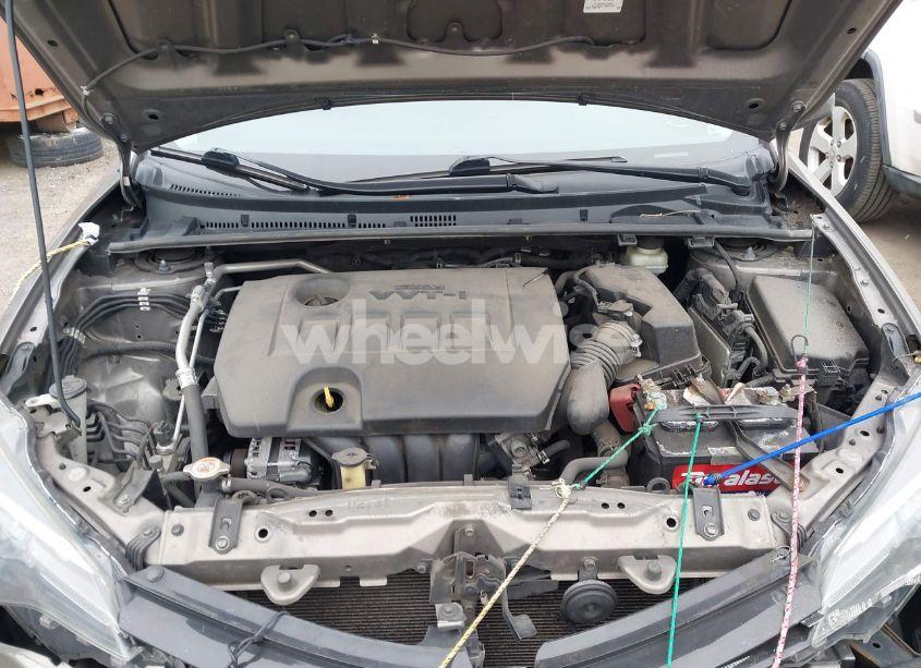 Photo 10 of 2019 Toyota Corolla LE (VIN 2T1BURHE1KC153948)