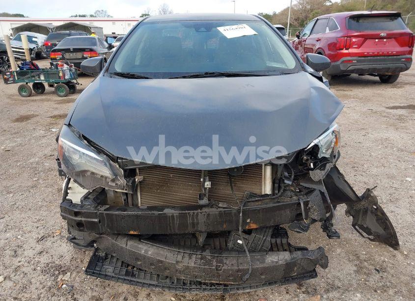 Photo 12 of 2019 Toyota Corolla LE (VIN 2T1BURHE1KC162181)