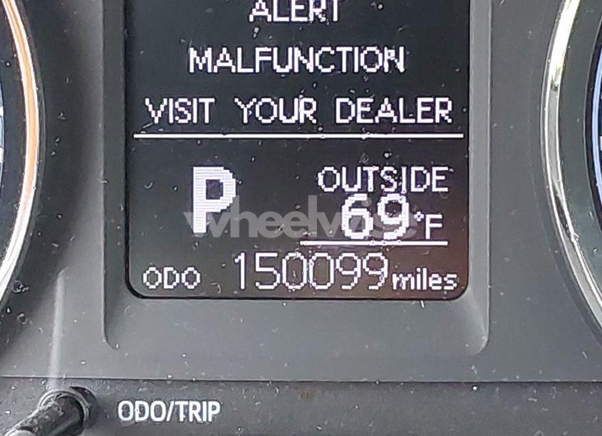 Photo 15 of 2019 Toyota Corolla LE (VIN 2T1BURHE1KC162181)