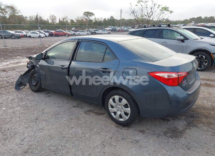 Photo 3 of 2019 Toyota Corolla LE (VIN 2T1BURHE1KC162181)