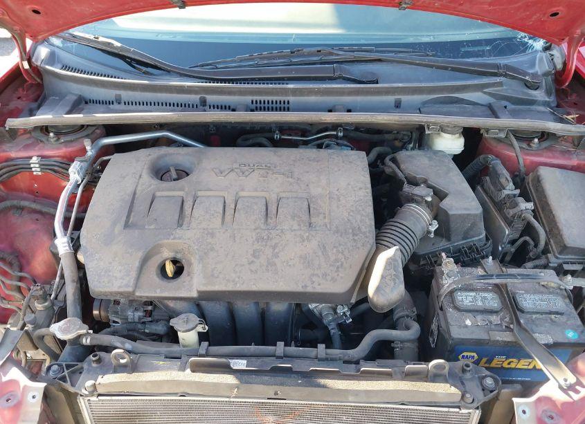 Photo 10 of 2019 Toyota Corolla LE (VIN 2T1BURHE1KC164741)