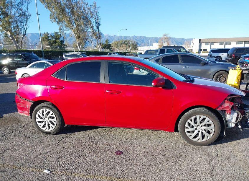 Photo 14 of 2019 Toyota Corolla LE (VIN 2T1BURHE1KC164741)