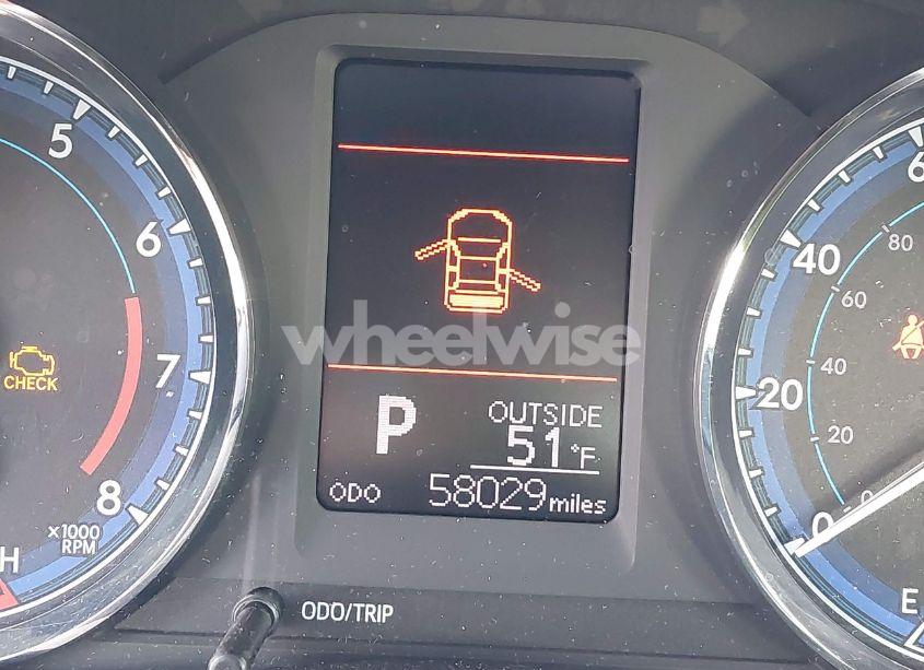 Photo 15 of 2019 Toyota Corolla LE (VIN 2T1BURHE1KC194709)