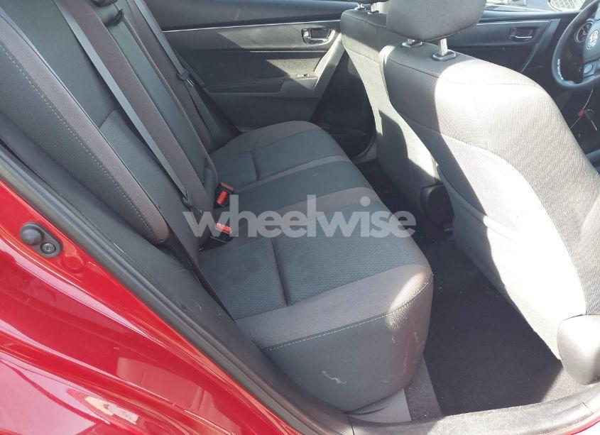 Photo 8 of 2019 Toyota Corolla LE (VIN 2T1BURHE1KC194709)