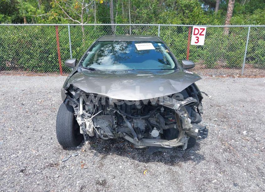 Photo 12 of 2019 Toyota Corolla LE (VIN 2T1BURHE1KC198355)