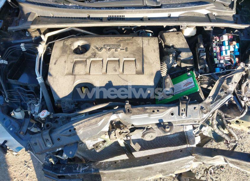 Photo 10 of 2019 Toyota Corolla LE (VIN 2T1BURHE1KC198940)