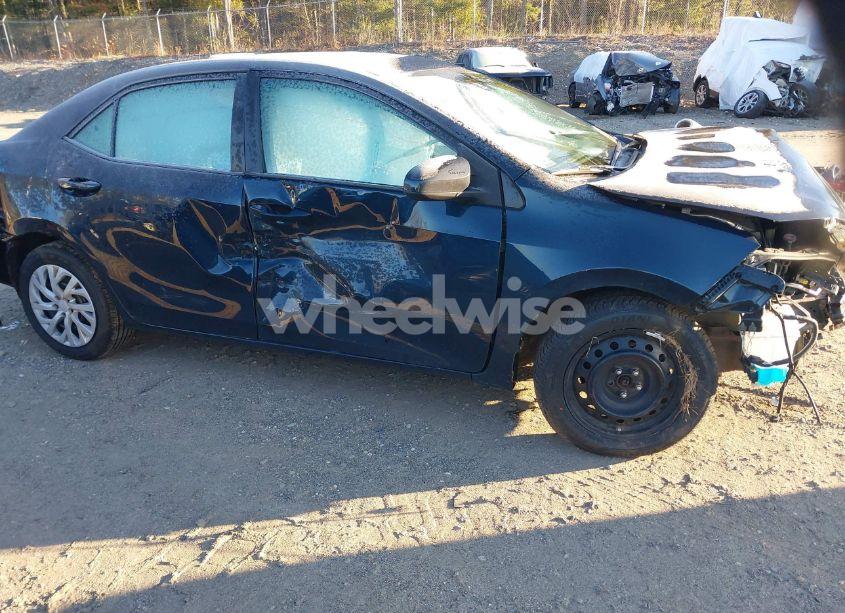 Photo 18 of 2019 Toyota Corolla LE (VIN 2T1BURHE1KC198940)