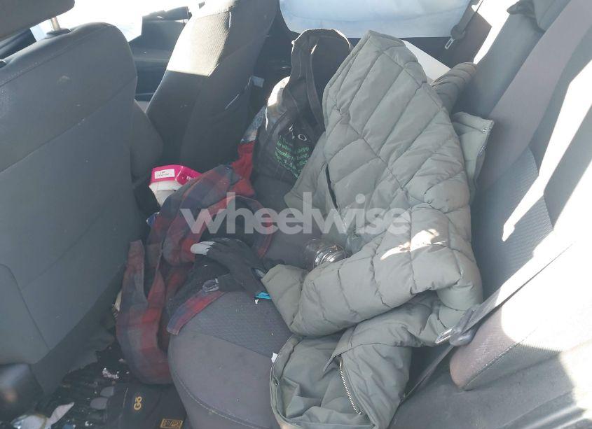 Photo 8 of 2019 Toyota Corolla LE (VIN 2T1BURHE1KC198940)