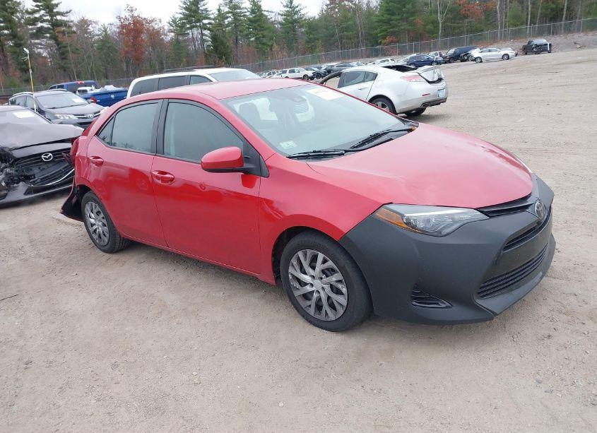 2019 Toyota Corolla LE (VIN 2T1BURHE1KC203795) main photo