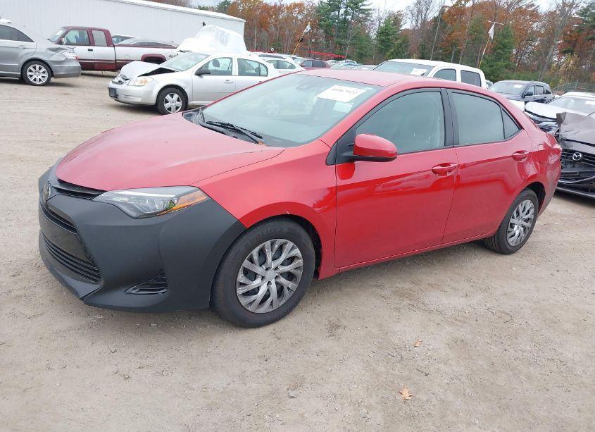 Photo 2 of 2019 Toyota Corolla LE (VIN 2T1BURHE1KC203795)
