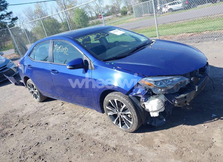 2019 Toyota Corolla XSE (VIN 2T1BURHE1KC211024) main photo