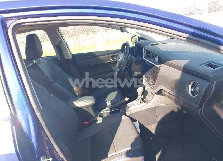 Photo 5 of 2019 Toyota Corolla XSE (VIN 2T1BURHE1KC211024)