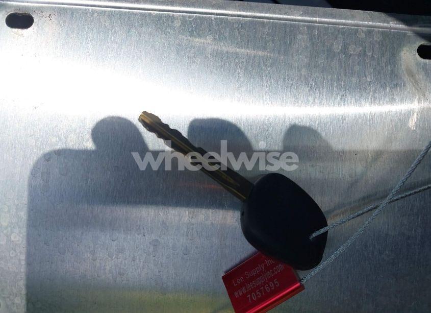 Photo 11 of 2019 Toyota Corolla LE (VIN 2T1BURHE1KC212688)