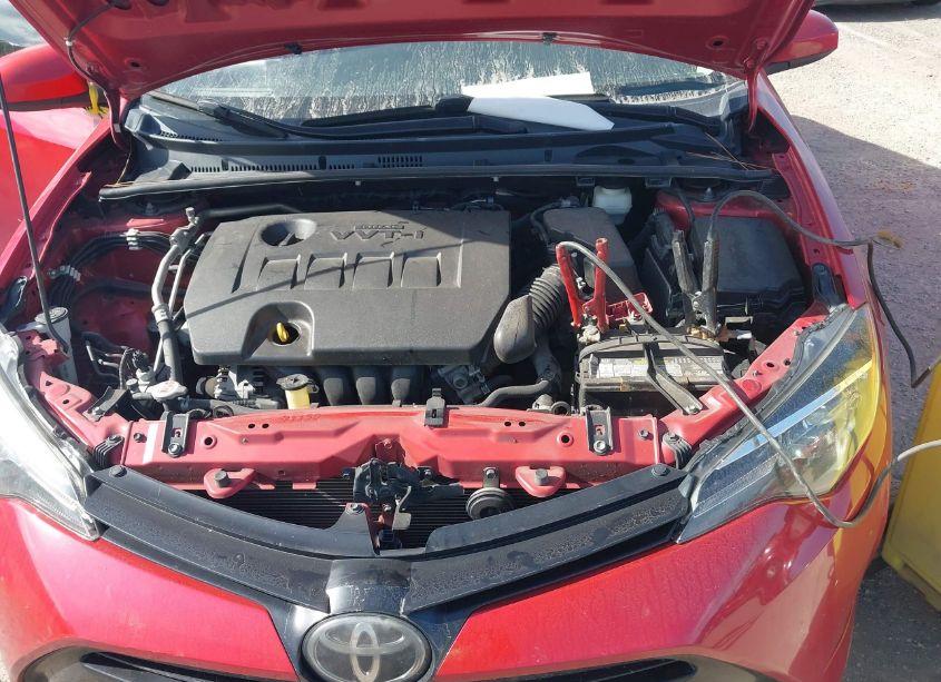 Photo 10 of 2019 Toyota Corolla LE (VIN 2T1BURHE1KC212917)