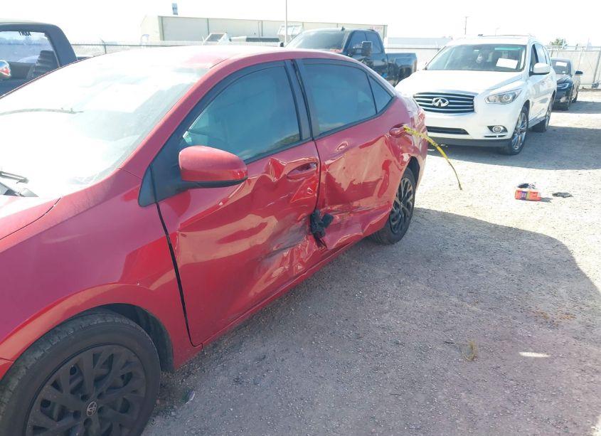 Photo 6 of 2019 Toyota Corolla LE (VIN 2T1BURHE1KC212917)