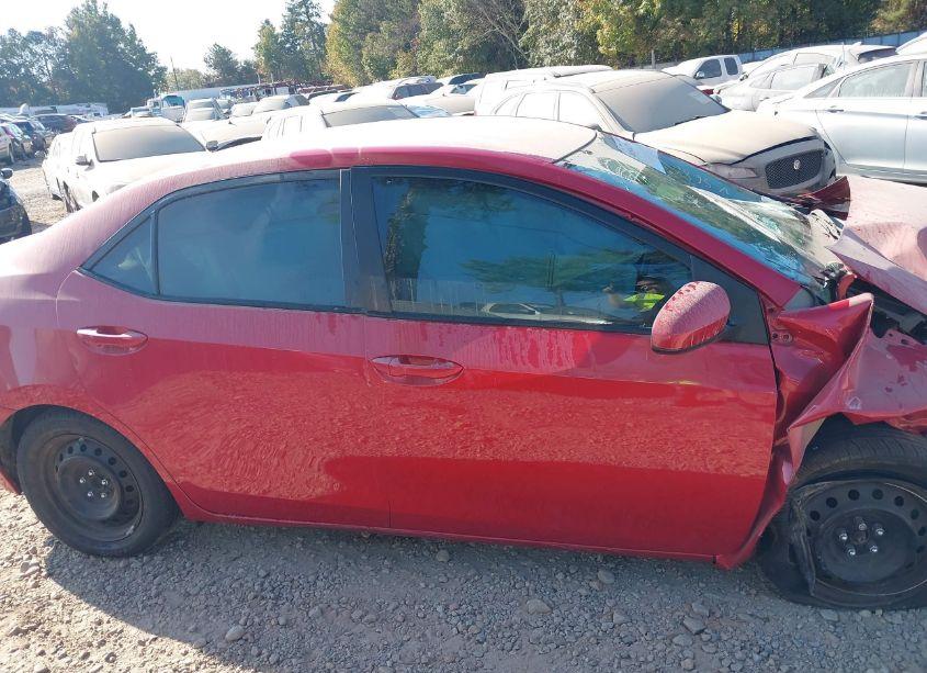 Photo 13 of 2019 Toyota Corolla LE (VIN 2T1BURHE1KC215686)