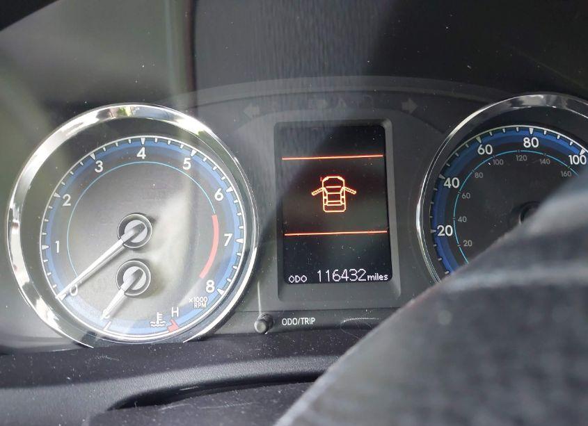 Photo 15 of 2019 Toyota Corolla LE (VIN 2T1BURHE1KC215686)