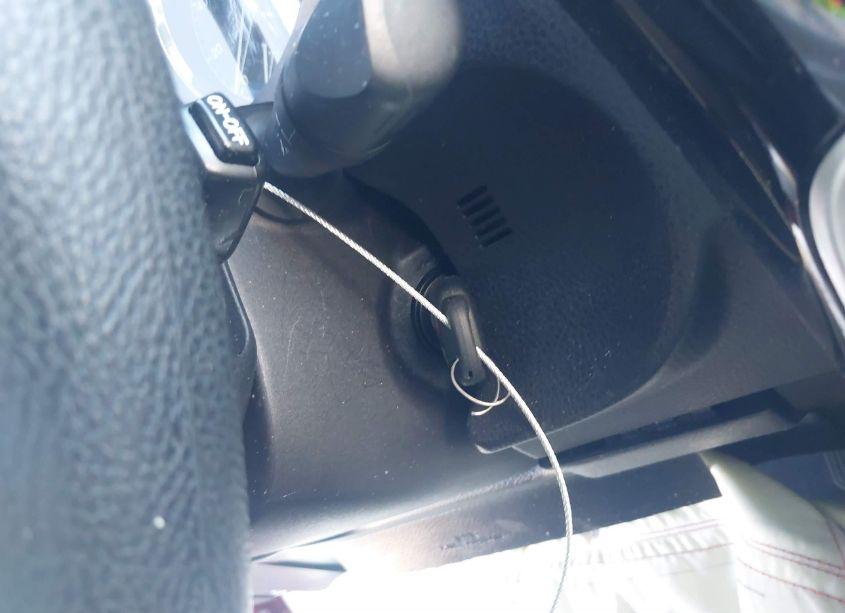 Photo 17 of 2019 Toyota Corolla LE (VIN 2T1BURHE1KC215686)