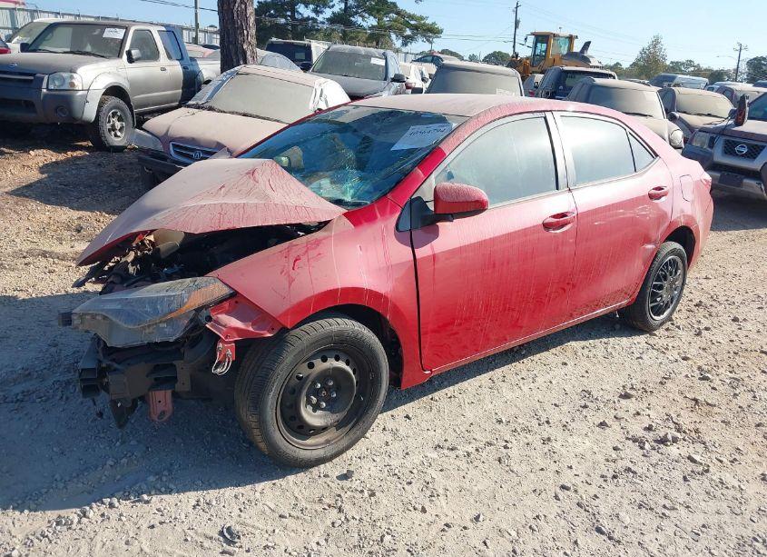 Photo 2 of 2019 Toyota Corolla LE (VIN 2T1BURHE1KC215686)