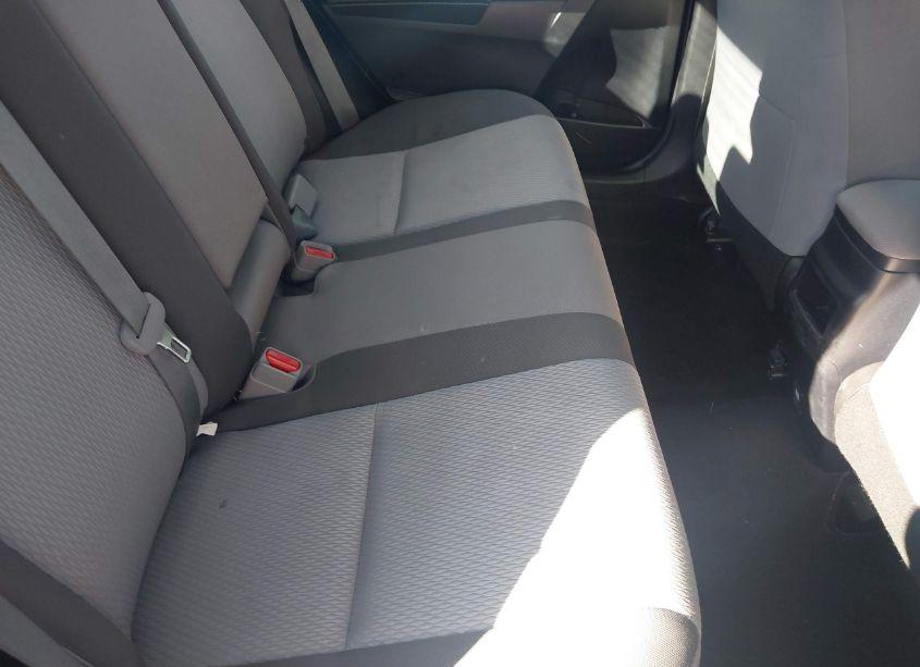 Photo 8 of 2019 Toyota Corolla LE (VIN 2T1BURHE1KC215686)