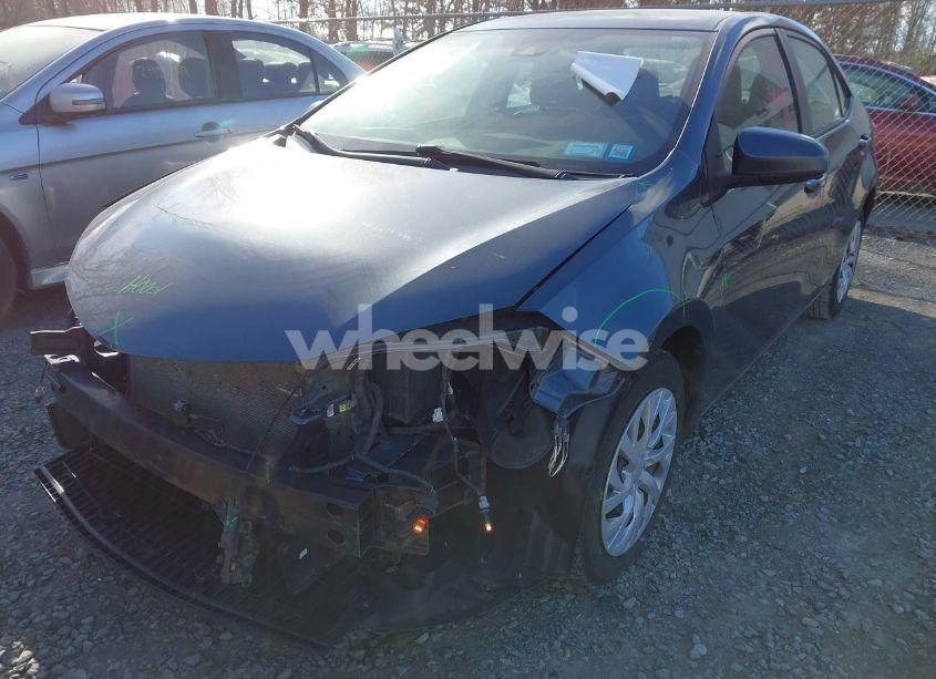 Photo 6 of 2019 Toyota Corolla LE (VIN 2T1BURHE1KC216062)