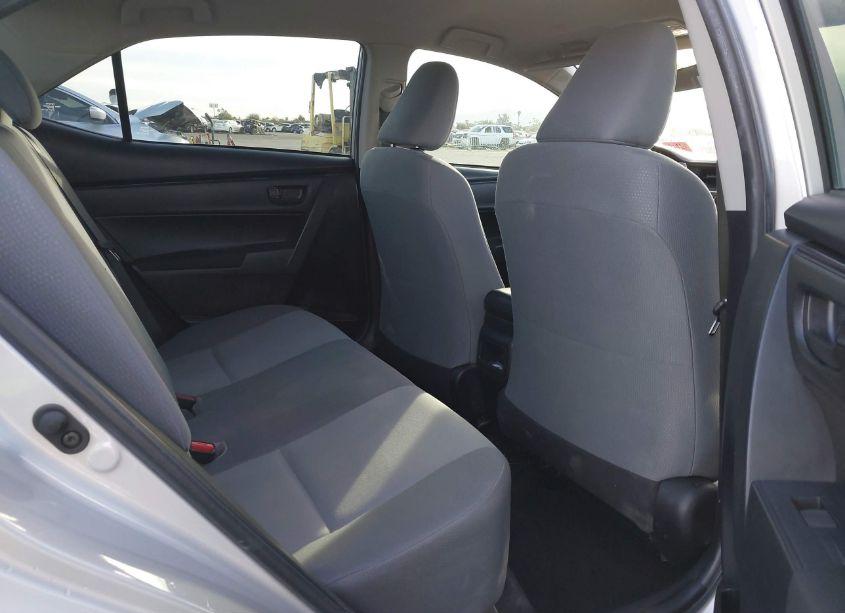 Photo 8 of 2019 Toyota Corolla L (VIN 2T1BURHE1KC218104)