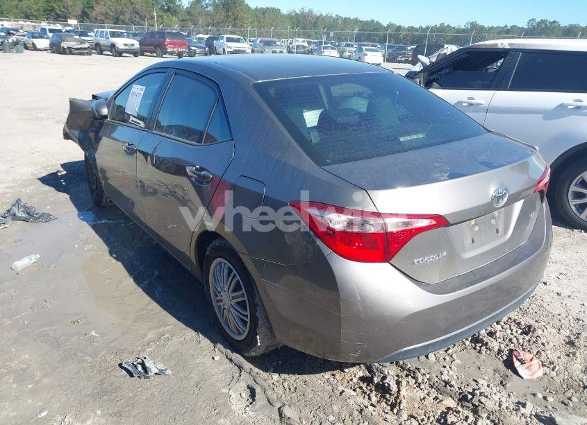Photo 3 of 2019 Toyota Corolla LE (VIN 2T1BURHE1KC225697)