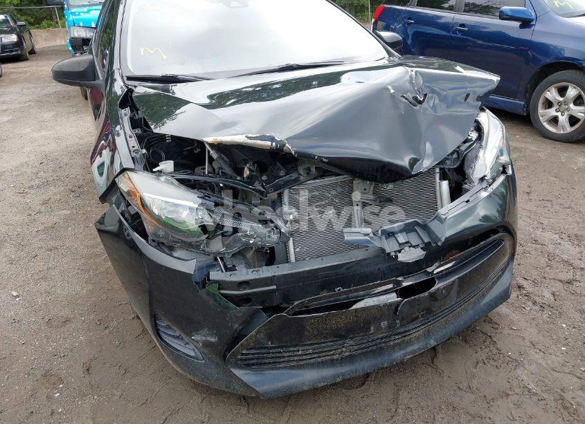 Photo 6 of 2019 Toyota Corolla LE (VIN 2T1BURHE1KC232004)