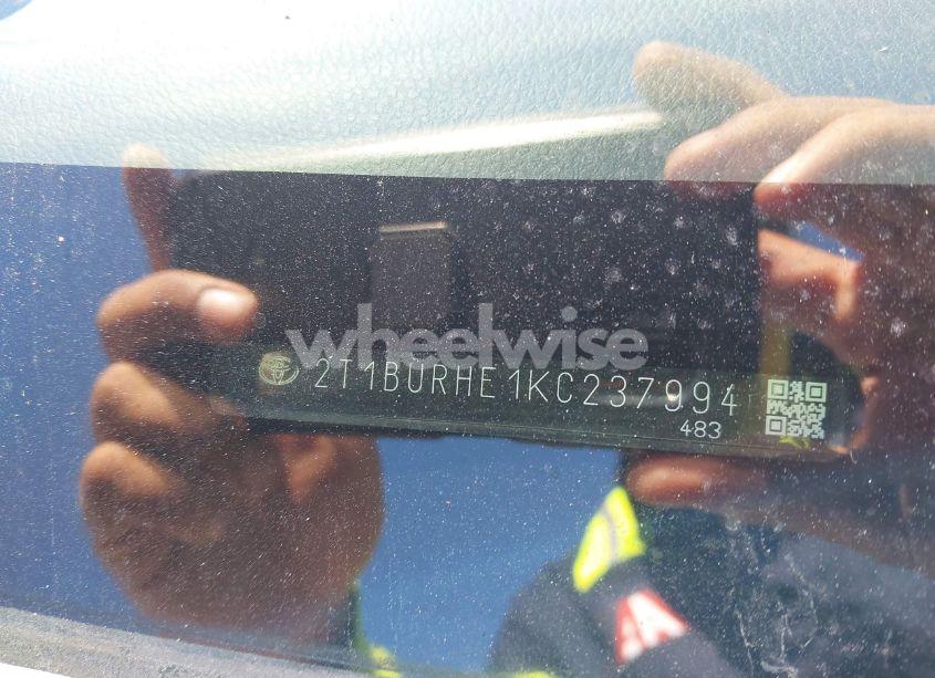 Photo 9 of 2019 Toyota Corolla LE (VIN 2T1BURHE1KC237994)