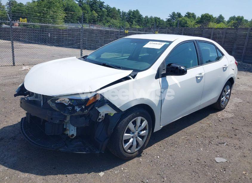 Photo 2 of 2014 Toyota Corolla LE (VIN 2T1BURHE2EC026842)