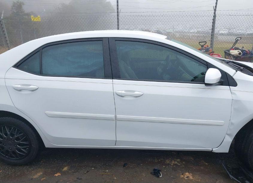 Photo 14 of 2014 Toyota Corolla LE (VIN 2T1BURHE2EC030373)